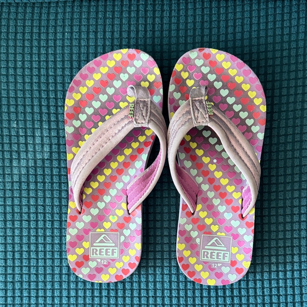Reef Kids' Multicolor Heart Flip Flops